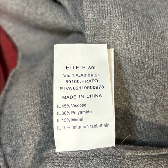 YO YO Gray Hooded Women's Sweater medium / large - Picture 8 of 8